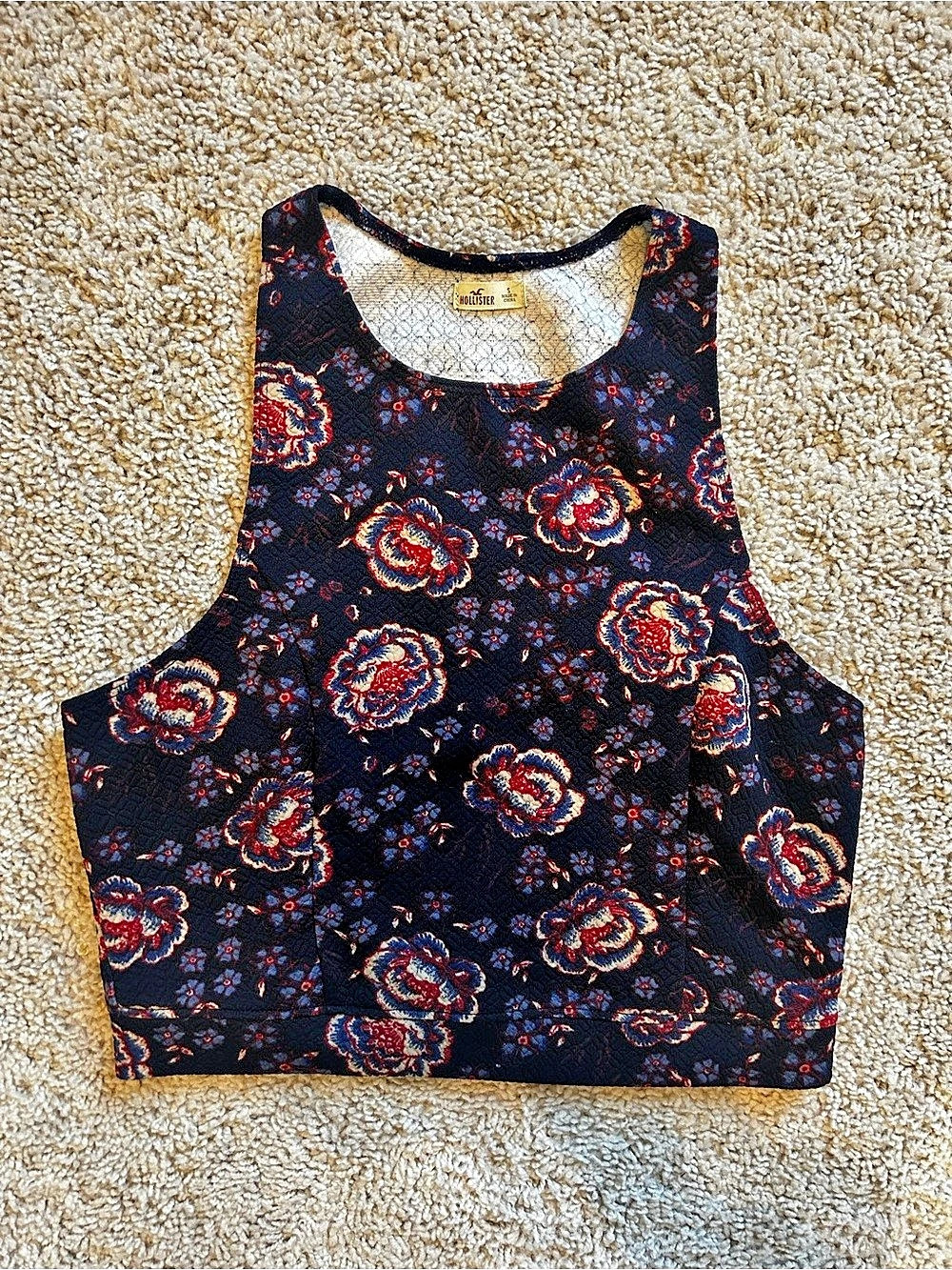 Hollister Floral Cropped Tank in Blue & Red Like New